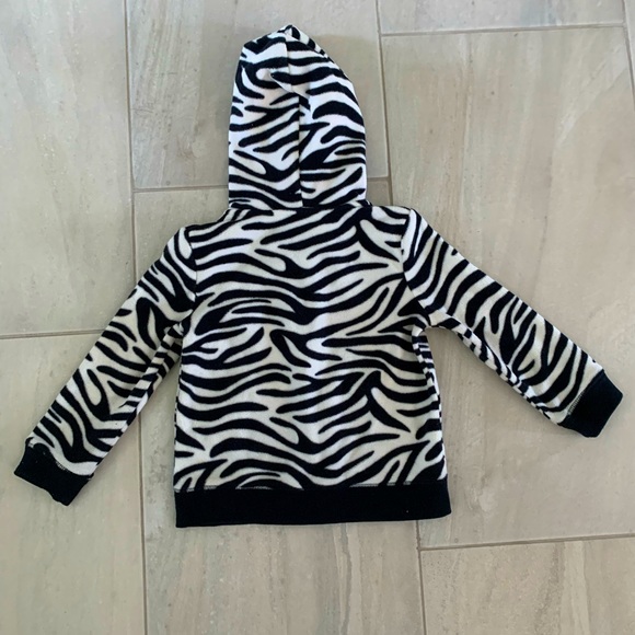 Carters Girl’s 2T Zip Up Hoody - Picture 3 of 3